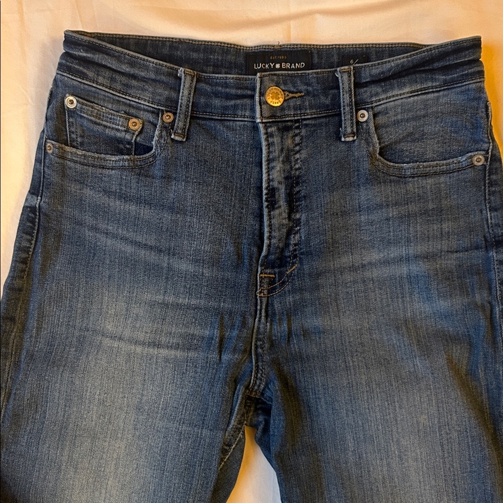 Lucky Brand Dark Blue Bridgett Skinny Cropped Jeans, size 6